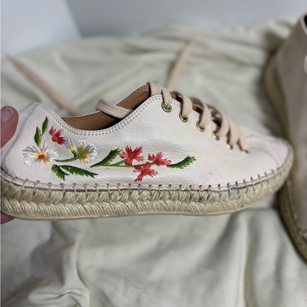 Maypol Anthropologie Floral Embroidered Cream Espadrille Sneakers EU 39